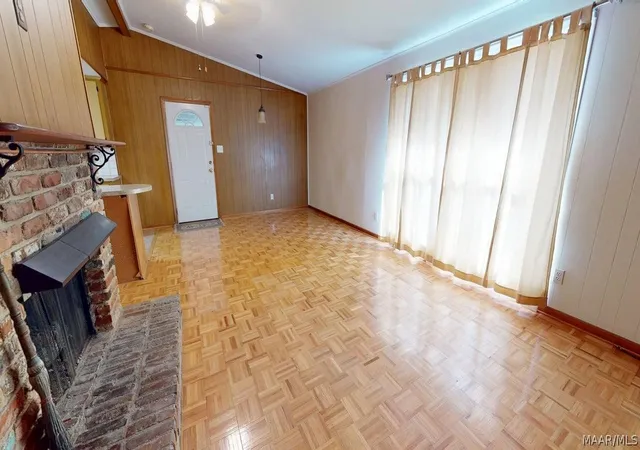 Photo 3 of Single family home for sale at 907 Skidmore Ave, Prattville, AL 36066 | MLS# 590008 | Listing updated on 2026-09-02