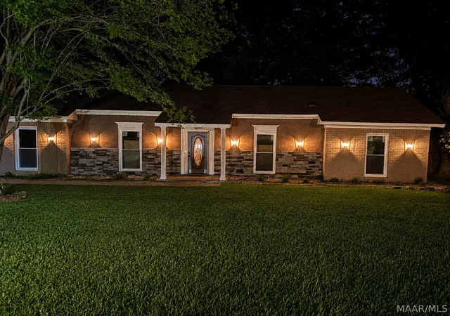 Photo 3 of Single family home for sale at 6113 Helga Pl, Montgomery, AL 36117 | MLS# 590030 | Listing updated on 2026-09-06