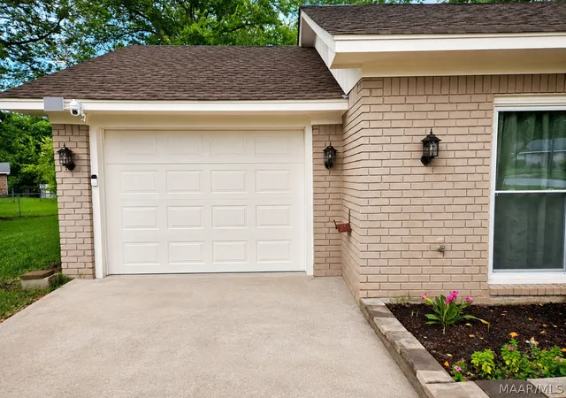 Photo 4 of Single family home for sale at 6113 Helga Pl, Montgomery, AL 36117 | MLS# 590030 | Listing updated on 2026-09-06