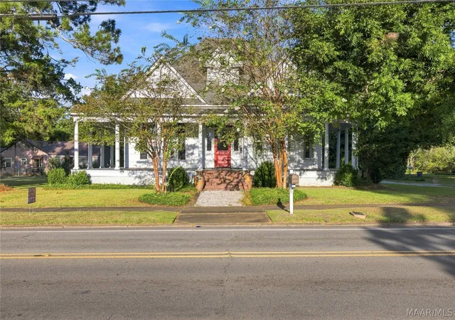 Photo 2 of Single family home for sale at 305 N College St, Greenville, AL 36037 | MLS# 590093 | Listing updated on 2026-09-04