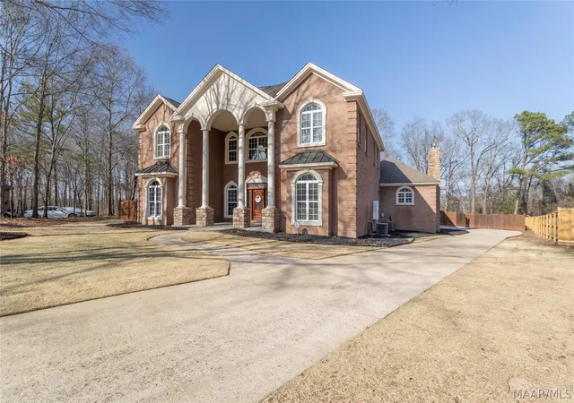 Photo 2 of Single family home for sale at 402 Menawa Pass, Millbrook, AL 36054 | MLS# 589893 | Listing updated on 2026-09-10