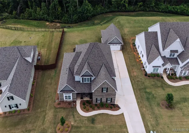Photo 4 of Single family home for sale at 1238 Tullahoma Dr, Prattville, AL 36066 | MLS# 590112 | Listing updated on 2026-09-05
