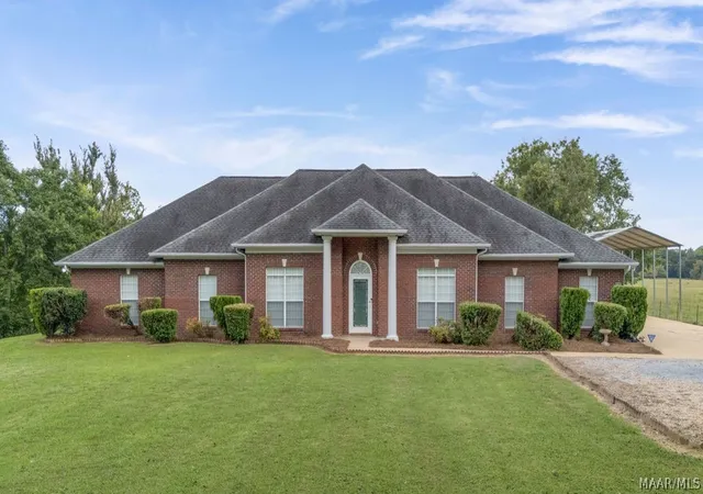 Photo 1 of Single family home for sale at 5800 Trotman Rd, Montgomery, AL 36116 | MLS# 590080 | Listing updated on 2026-09-06