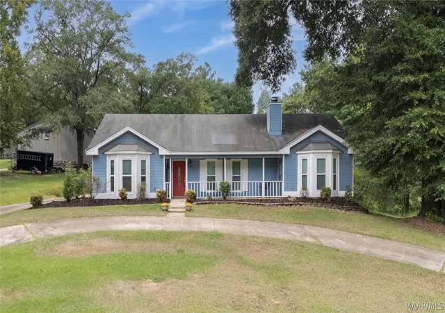 Photo 1 of Single family home for sale at 835 Gunnells Rd, Deatsville, AL 36022 | MLS# 590068 | Listing updated on 2026-10-02
