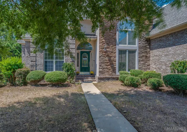 Photo 4 of Single family home for sale at 721 Keeneland Way, Montgomery, AL 36109 | MLS# 590073 | Listing updated on 2026-09-10