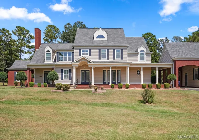 Photo 2 of Single family home for sale at 899 Lexington Ln, Prattville, AL 36067 | MLS# 590155 | Listing updated on 2026-09-03