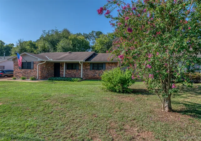 Photo 2 of Single family home for sale at 6276 Nature Dr, Montgomery, AL 36117 | MLS# 590217 | Listing updated on 2026-09-10