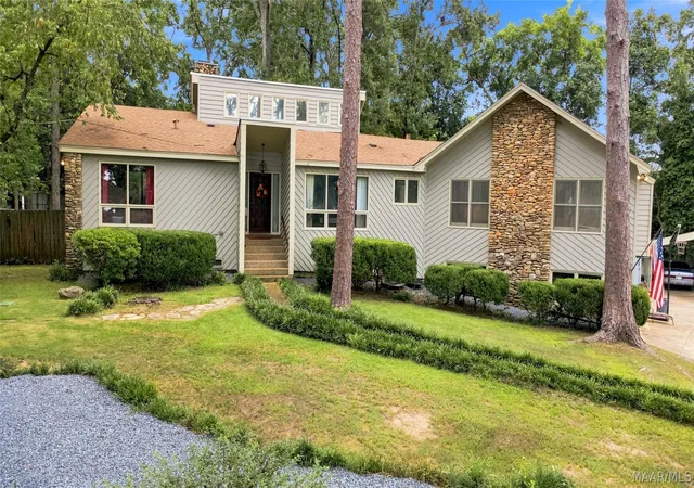 Photo 1 of Single family home for sale at 3324 Stratton Ct, Montgomery, AL 36109 | MLS# 590223 | Listing updated on 2026-09-10