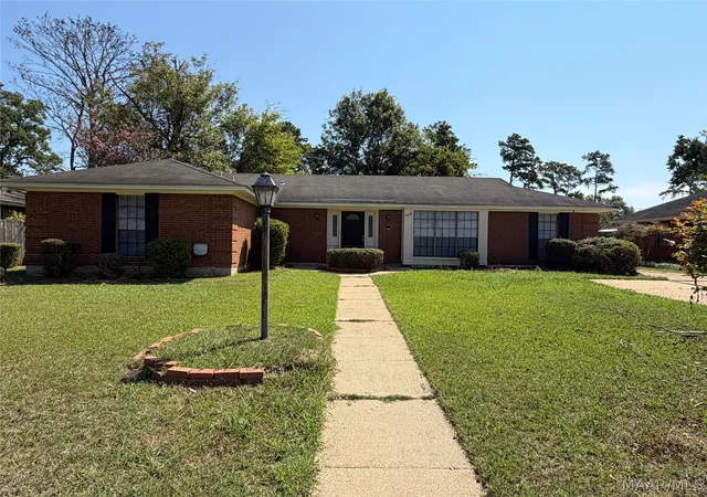 Photo 1 of Single family home for sale at 3429 Woodpark Dr, Montgomery, AL 36116 | MLS# 590233 | Listing updated on 2026-09-04