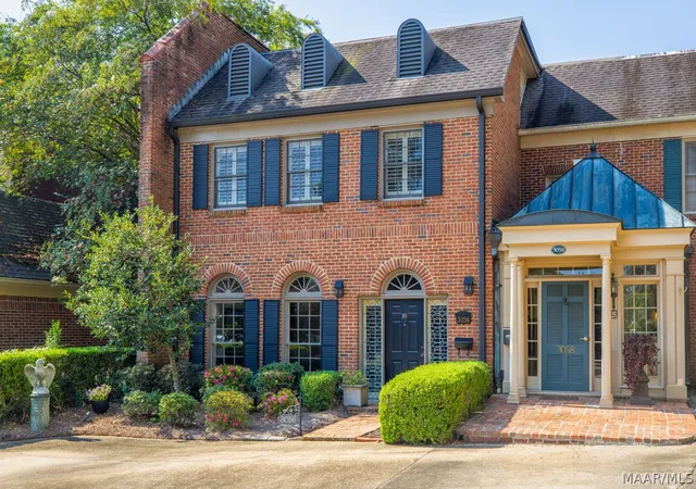 Photo 3 of Townhouse for sale at 3056 Bankhead Ave, Montgomery, AL 36106 | MLS# 590137 | Listing updated on 2026-09-10