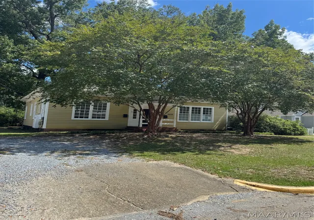 Photo 2 of Multi family home for sale at 3035 Woodley Ter, Montgomery, AL 36106 | MLS# 590224 | Listing updated on 2026-09-08