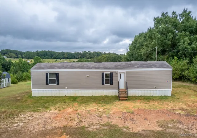 Photo 4 of Sale Pending at 6932 Bowden Rd, Honoraville, AL 36042 | MLS# 590160 | Listing updated on 2026-09-21