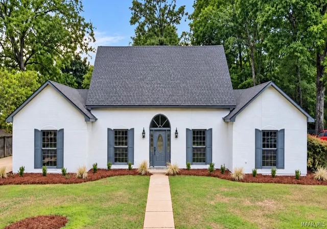 Photo 1 of Single family home for sale at 405 Apache Ct, Montgomery, AL 36117 | MLS# 590279 | Listing updated on 2026-09-08