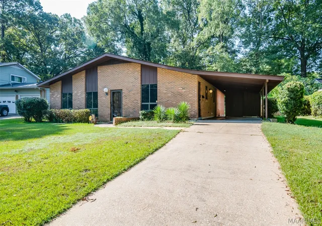 Photo 1 of Single family home for sale at 3970 Croydon Rd, Montgomery, AL 36109 | MLS# 590289 | Listing updated on 2026-09-10