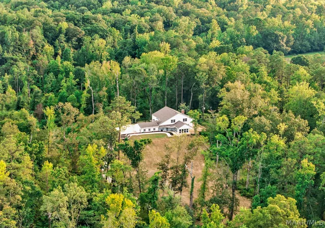 Photo 1 of Single family home for sale at 400 Harrogate Springs Rd, Wetumpka, AL 36093 | MLS# 590178 | Listing updated on 2026-09-12