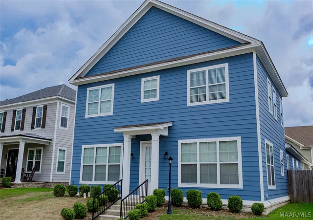 Photo 2 of Single family home for sale at 305 Eastgate Dr, Prattville, AL 36066 | MLS# 590311 | Listing updated on 2026-09-18