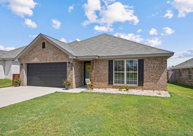 Photo 2 of Single family home for sale at 2037 Dawson's Ml Ln, Prattville, AL 36067 | MLS# 590181 | Listing updated on 2026-10-02