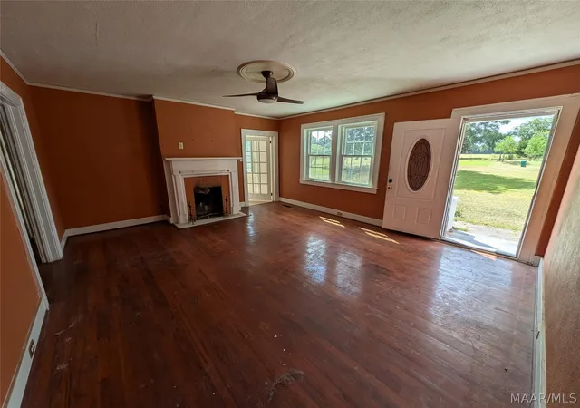 Photo 4 of Single family home for sale at 1350 Old Federal Rd, Shorter, AL 36075 | MLS# 590335 | Listing updated on 2026-09-29