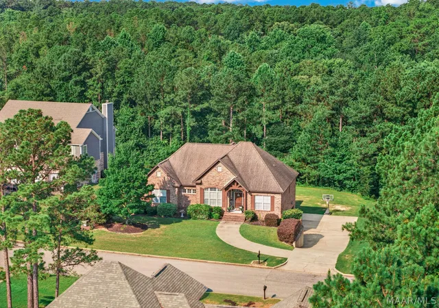 Photo 2 of Single family home for sale at 285 Natures Trl, Wetumpka, AL 36093 | MLS# 590347 | Listing updated on 2026-09-10