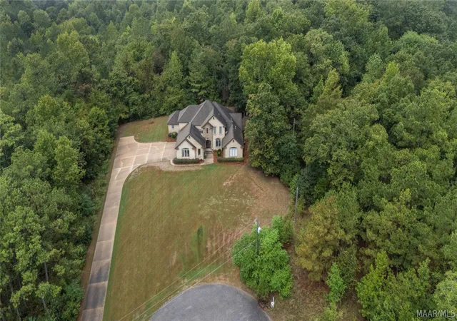 Photo 4 of Single family home for sale at 341 Jasmine Tr, Wetumpka, AL 36093 | MLS# 590330 | Listing updated on 2026-09-14