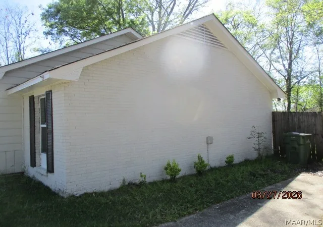 Photo 3 of Single family home for sale at 2220 Briar Gate Dr, Montgomery, AL 36116 | MLS# 590362 | Listing updated on 2026-09-10