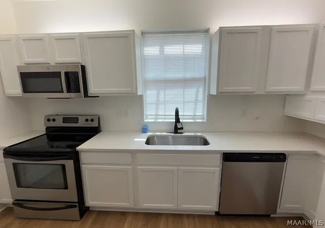 Photo 3 of Single family home for sale at 405 W Bridge St, Wetumpka, AL 36092 | MLS# 590327 | Listing updated on 2026-09-25