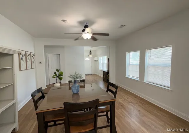 Photo 3 of Single family home for sale at 405 W Bridge St, Wetumpka, AL 36092 | MLS# 590327 | Listing updated on 2026-09-25
