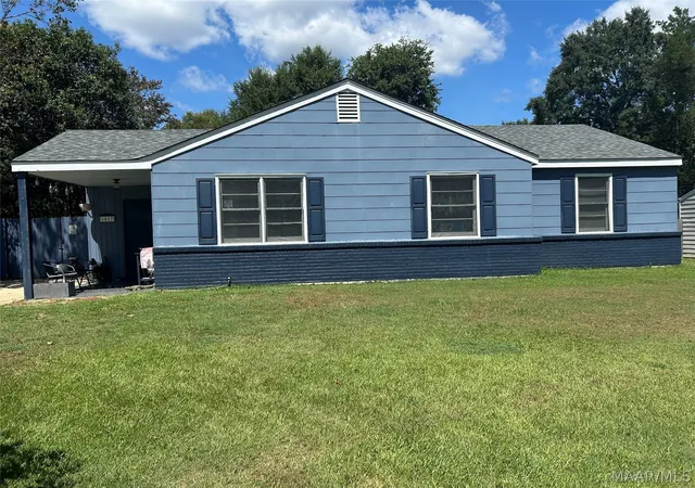 Photo 1 of Single family home for sale at 1017 Gipson St, Prattville, AL 36066 | MLS# 590365 | Listing updated on 2026-10-02