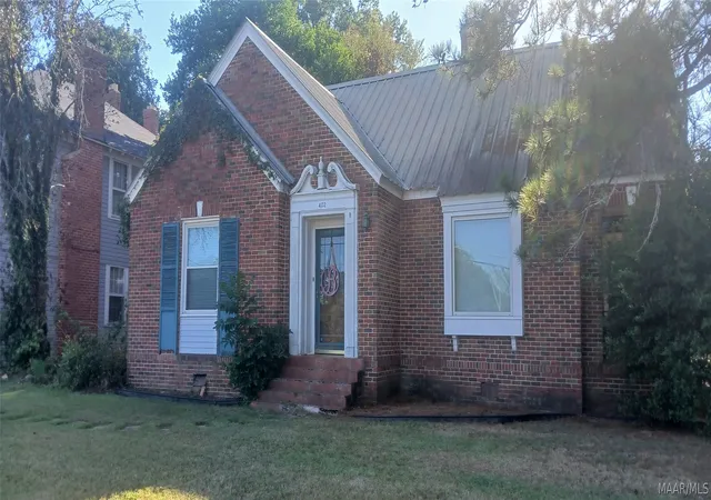 Photo 1 of Sale Pending at 402 Jordan Ave, Tallassee, AL 36078 | MLS# 590370 | Listing updated on 2026-09-25