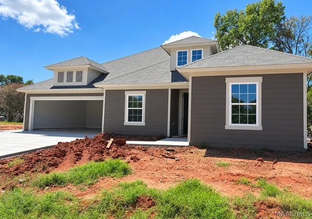 Photo 3 of Single family home for sale at 411 Briarwood Tr, Montgomery, AL 36117 | MLS# 590375 | Listing updated on 2026-09-10