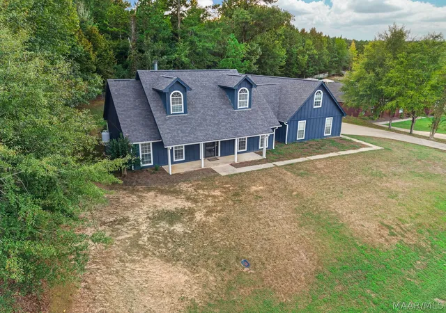 Photo 2 of Single family home for sale at 101 Hl Ridge Dr, Wetumpka, AL 36092 | MLS# 590318 | Listing updated on 2026-09-11