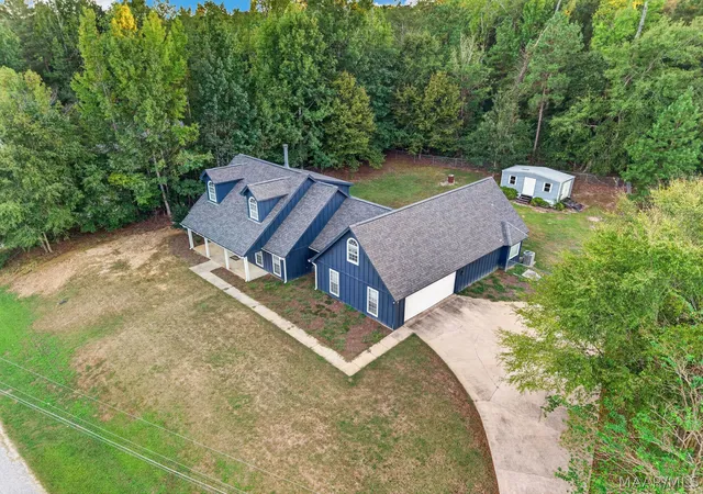 Photo 3 of Single family home for sale at 101 Hl Ridge Dr, Wetumpka, AL 36092 | MLS# 590318 | Listing updated on 2026-09-11
