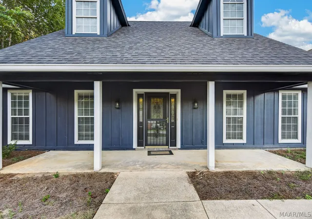 Photo 4 of Single family home for sale at 101 Hl Ridge Dr, Wetumpka, AL 36092 | MLS# 590318 | Listing updated on 2026-09-11