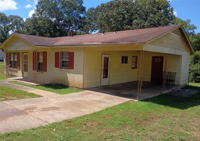Photo 3 of Single family home for sale at 2915 El Paso Ct, Montgomery, AL 36110 | MLS# 590381 | Listing updated on 2026-09-10