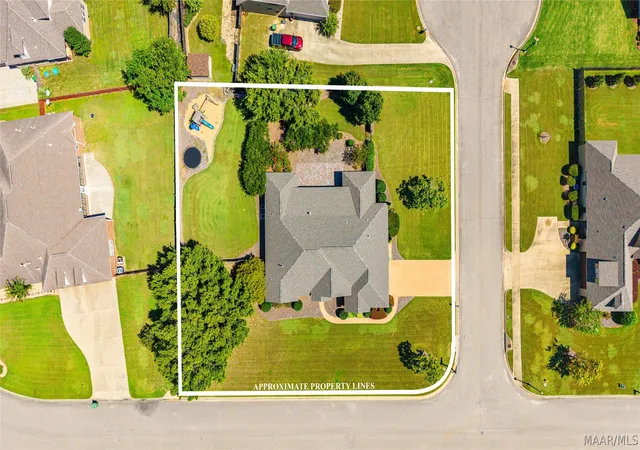 Photo 3 of Single family home for sale at 8497 Rockbridge Cir, Montgomery, AL 36116 | MLS# 590401 | Listing updated on 2026-09-13