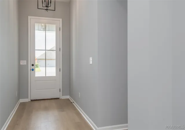 Photo 3 of Single family home for sale at 400 Hawthorne Ridge Dr, Montgomery, AL 36117 | MLS# 590411 | Listing updated on 2026-09-11