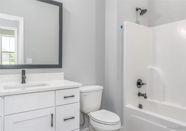 Photo 4 of Single family home for sale at 400 Hawthorne Ridge Dr, Montgomery, AL 36117 | MLS# 590411 | Listing updated on 2026-09-11