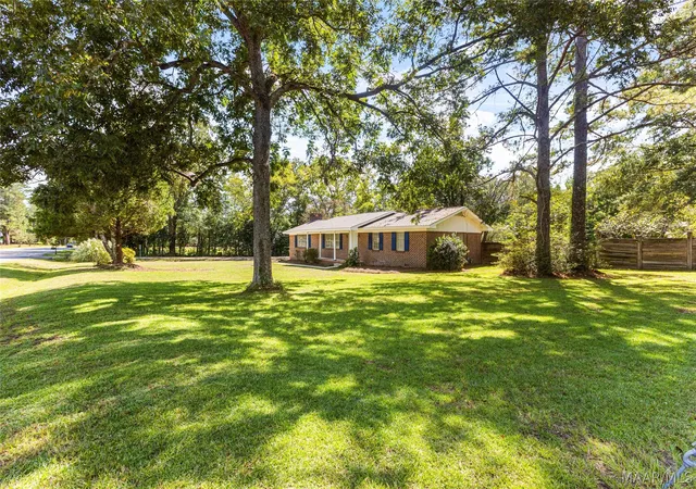 Photo 2 of Single family home for sale at 4611 Main St, Millbrook, AL 36054 | MLS# 589887 | Listing updated on 2026-09-11