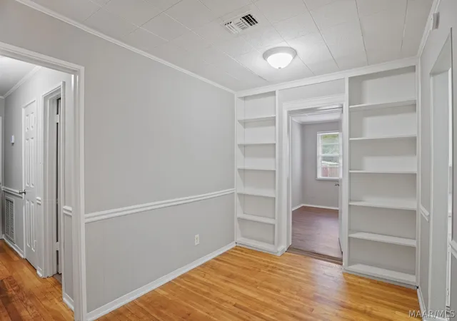 Photo 2 of Single family home for sale at 1246 Avondale Rd, Montgomery, AL 36109 | MLS# 590419 | Listing updated on 2026-09-12