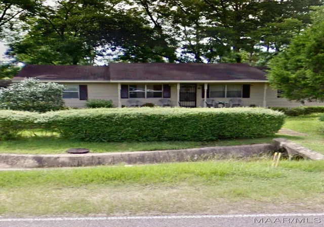 Photo 1 of Single family home for sale at 115 Bishop St, Fort Deposit, AL 36032 | MLS# 503570 | Listing updated on 2026-09-05
