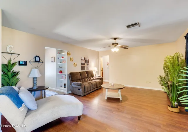 Photo 3 of Single family home for sale at 706 Breaux Rd, Lafayette, LA 70507 | MLS# 2600008242 | Listing updated on 2026-09-11