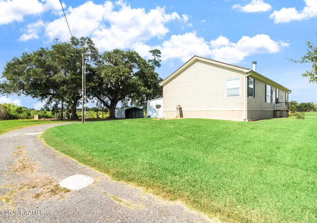 Photo 27 of Manufactured home for sale at 2939 W Aladin Rd, Erath, LA 70533 | MLS# 2600008149 | Listing updated on 2026-09-09