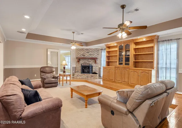 Photo 3 of Single family home for sale at 112 Saint Bernadette Dr, Lafayette, LA 70507 | MLS# 2600003973 | Listing updated on 2026-09-08