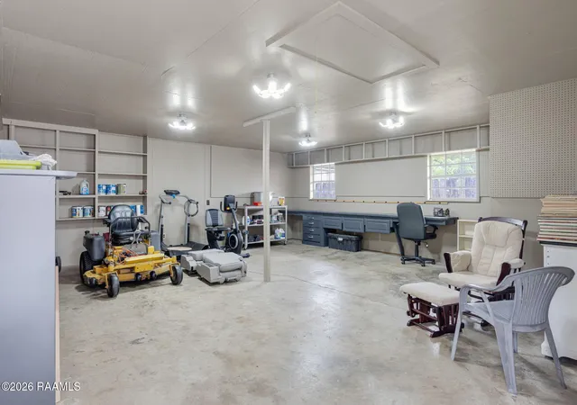 Photo 3 of Single family home for sale at 112 Saint Bernadette Dr, Lafayette, LA 70507 | MLS# 2600003973 | Listing updated on 2026-09-08
