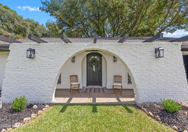 Photo 1 of Sale Pending at 112 Beta Dr, Lafayette, LA 70506 | MLS# 2600008515 | Listing updated on 2026-09-14