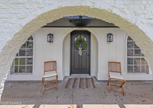 Photo 3 of Sale Pending at 112 Beta Dr, Lafayette, LA 70506 | MLS# 2600008515 | Listing updated on 2026-09-14