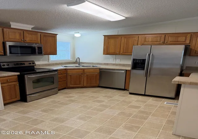 Photo 2 of Manufactured home for sale at 1020 Weeping Willow Dr, Breaux Bridge, LA 70517 | MLS# 2600008397 | Listing updated on 2026-09-13
