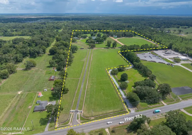 Photo 2 of Single family home for sale at 9336 Highway 182, Opelousas, LA 70570 | MLS# 24010924 | Listing updated on 2026-09-15