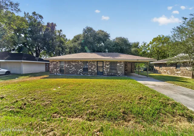 Photo 2 of Single family home for sale at 106 Rich Angel Dr, Carencro, LA 70520 | MLS# 2600009271 | Listing updated on 2026-10-02