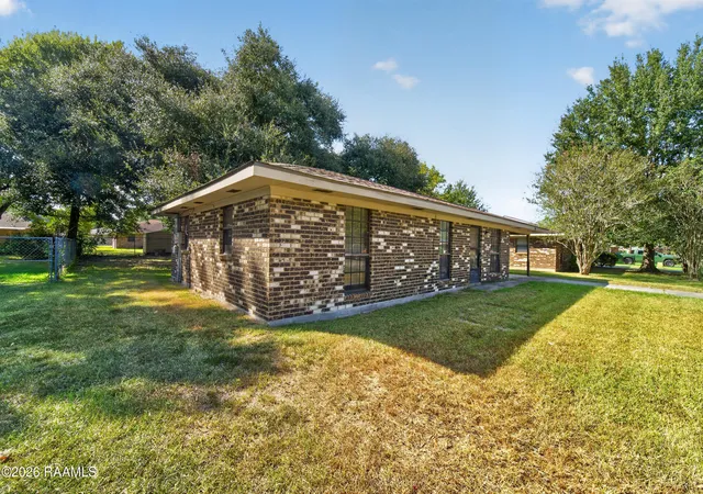 Photo 3 of Single family home for sale at 106 Rich Angel Dr, Carencro, LA 70520 | MLS# 2600009271 | Listing updated on 2026-10-02